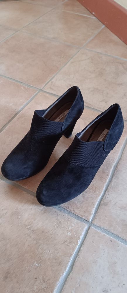 Chaussures femmes �tat neuf GEOX taille 36 25 Chamali�res (63)