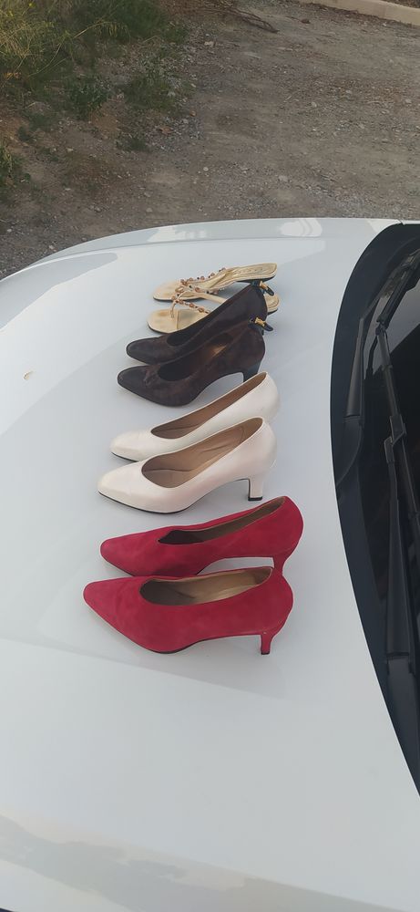 CHAUSSURES FEMMES OU TRAVESTIS 5 Tourette-du-Ch�teau (06)