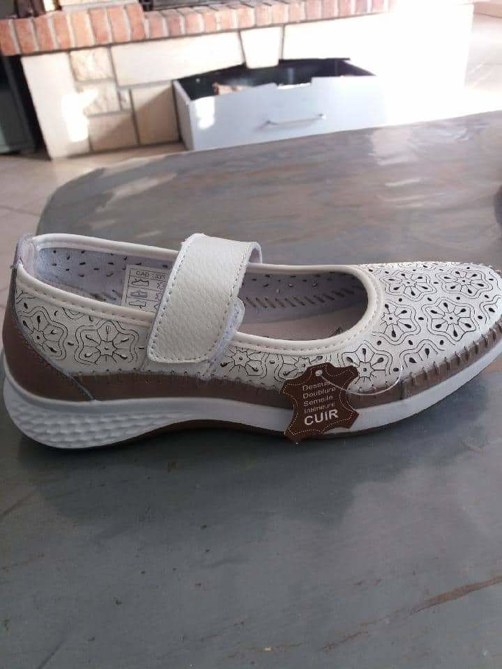 Chaussures femmes
1 Louviers (27)