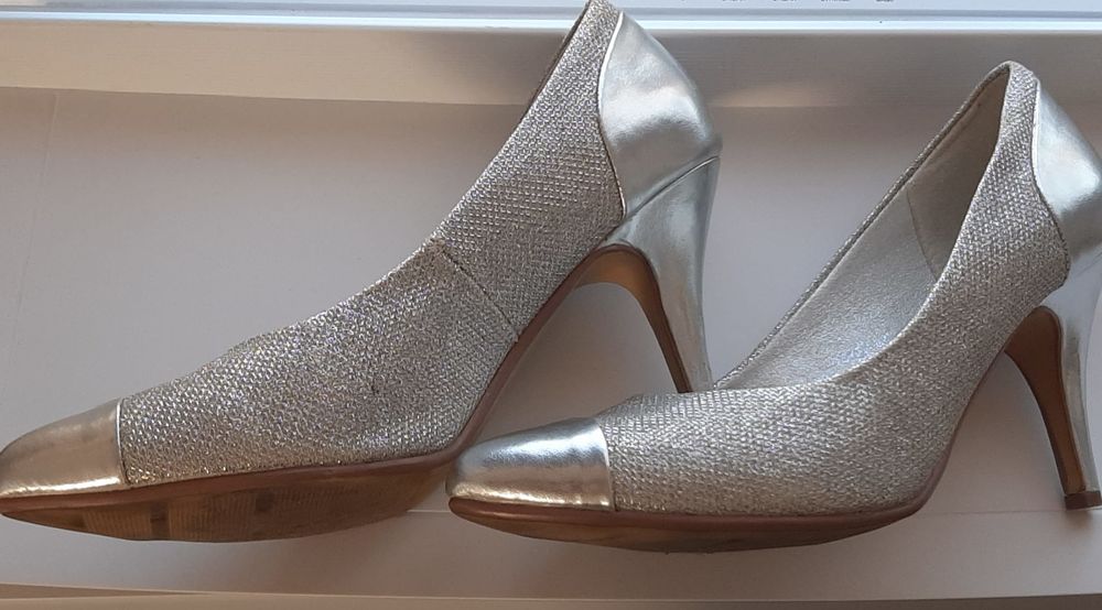 CHAUSSURES DE FETES ARGENTEES 30 Perpignan (66)