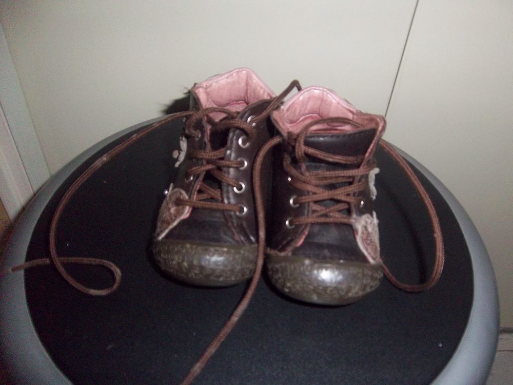 Chaussures fille 18 4 Bossay-sur-Claise (37)