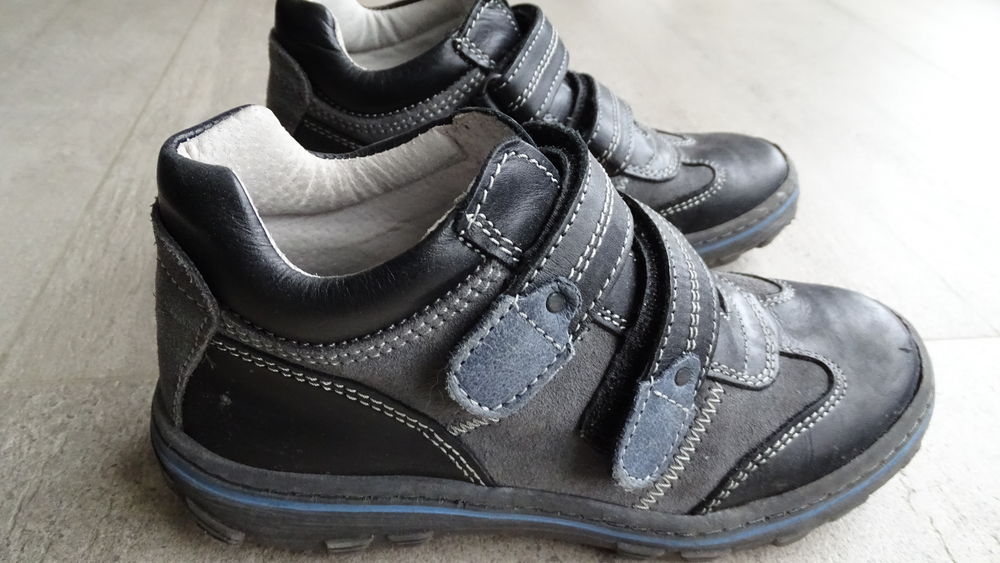 Chaussures garcon montante taille 34 10 Juvisy-sur-Orge (91)