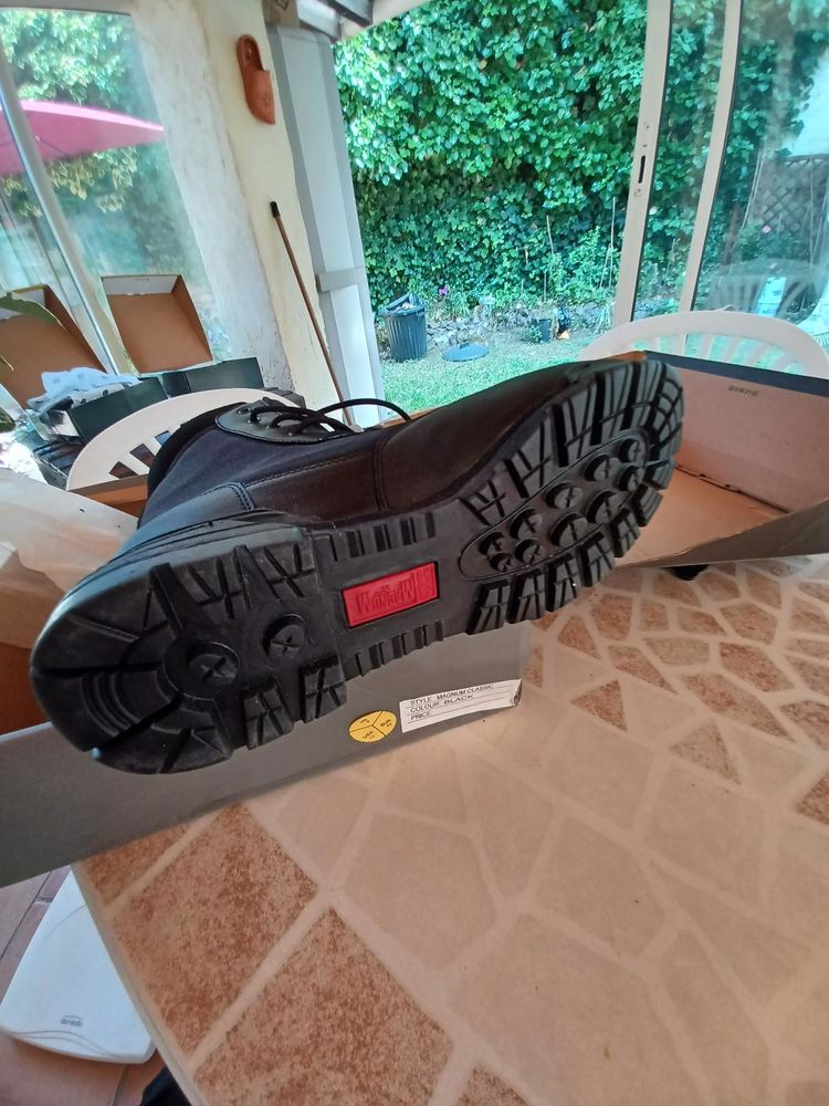 Chaussures hautes 50 Les Pennes-Mirabeau (13)