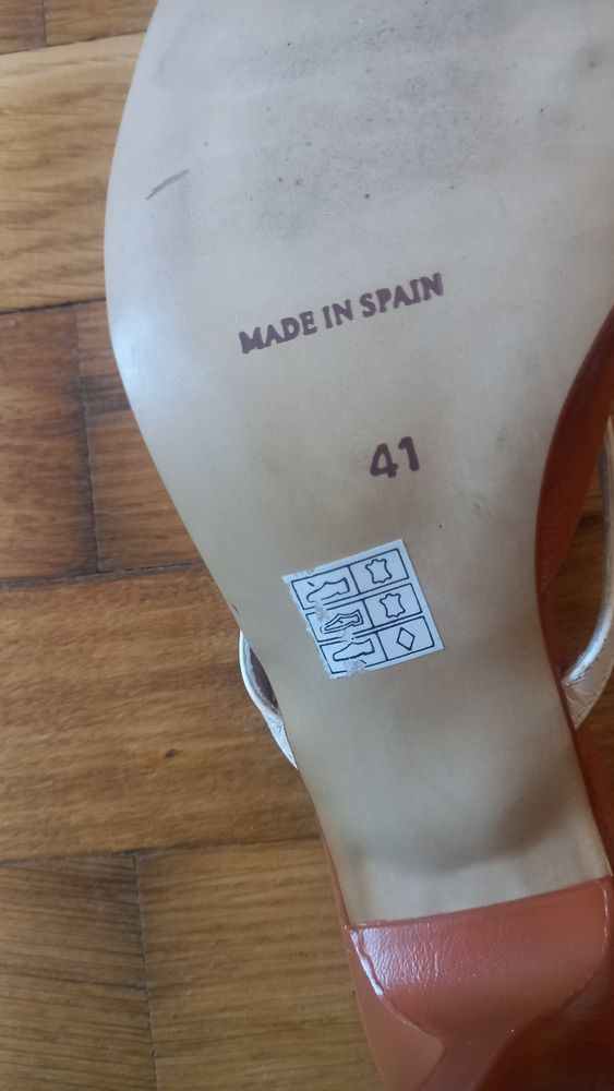 CHAUSSURES hauts talons 60 Paris 15 (75)