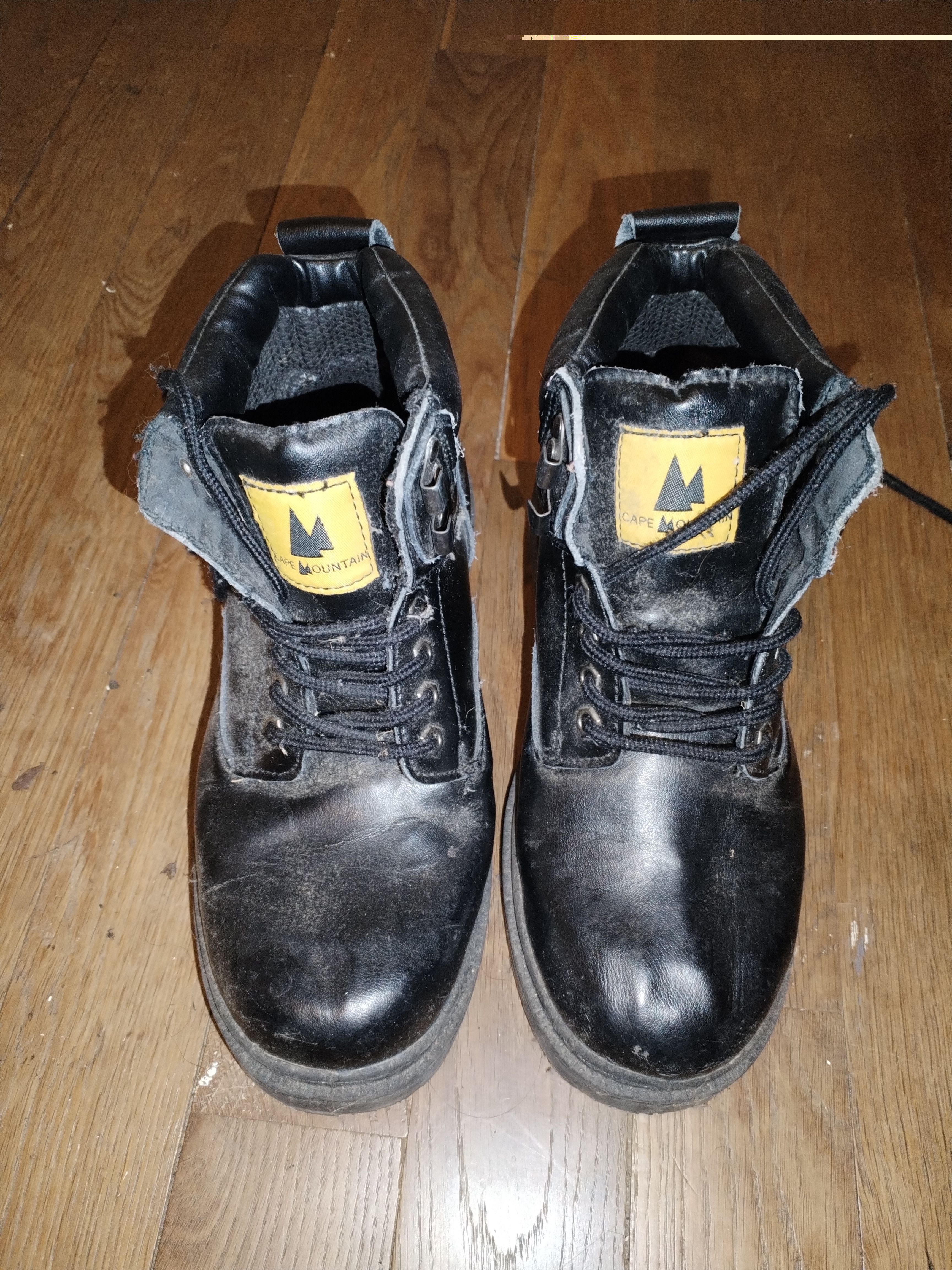 Chaussures homme CAPE MONTAIN noire (Taille 41) 15 Brillon-en-Barrois (55)