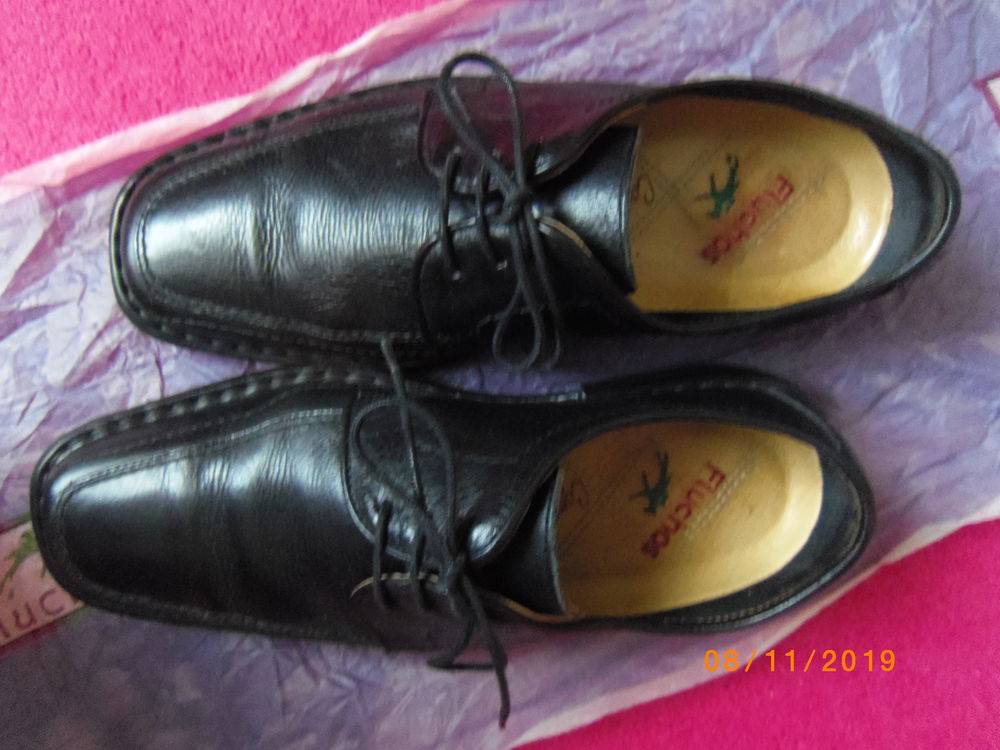 chaussures homme 30 Le Busseau (79)