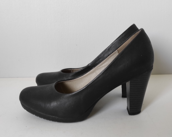 Chaussures INSTINCT taille 38  4 Metz (57)