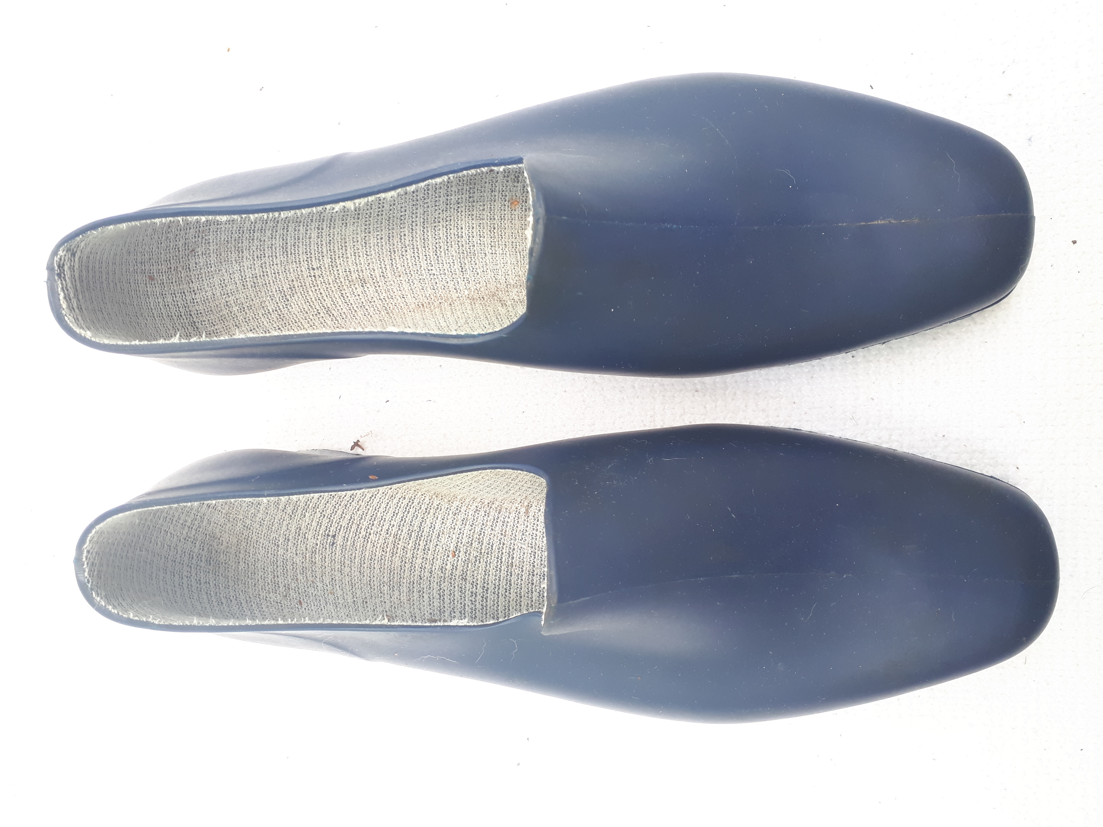 Chaussures de jardin T 42 7 Montigny-Lencoup (77)