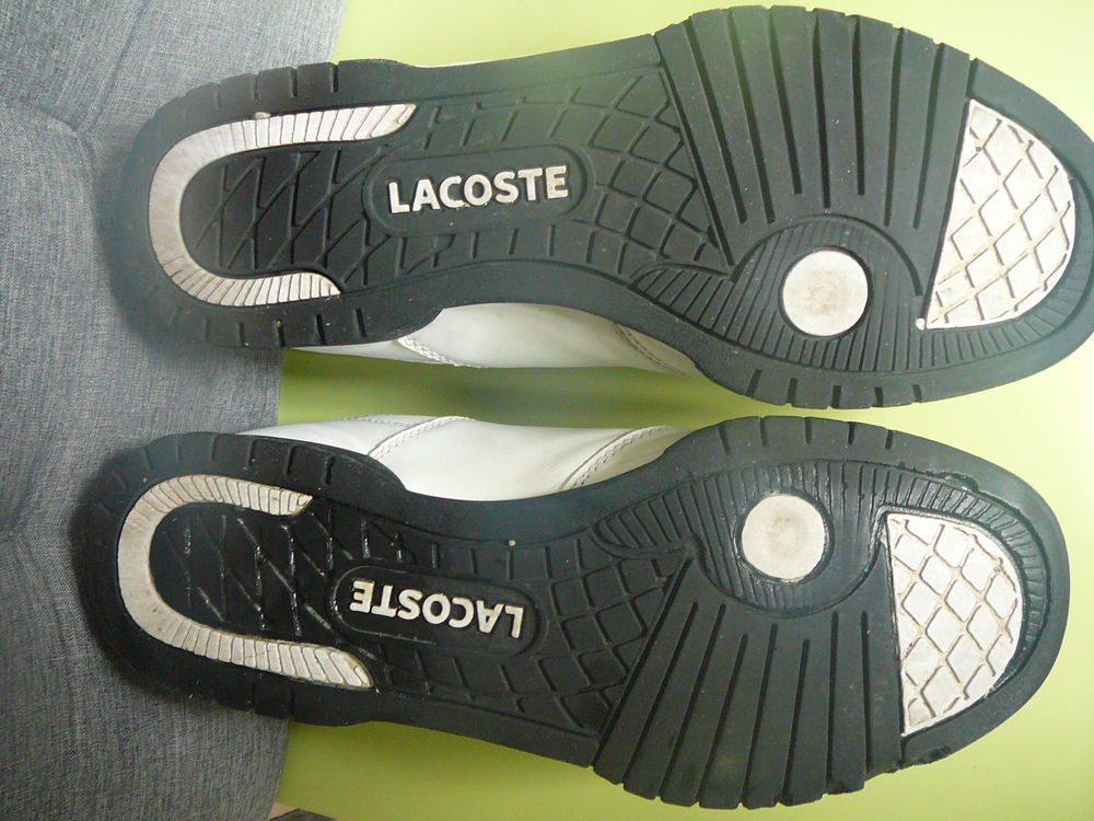 Chaussures Lacoste 42 blanc et noir 30 La Mulati�re (69)