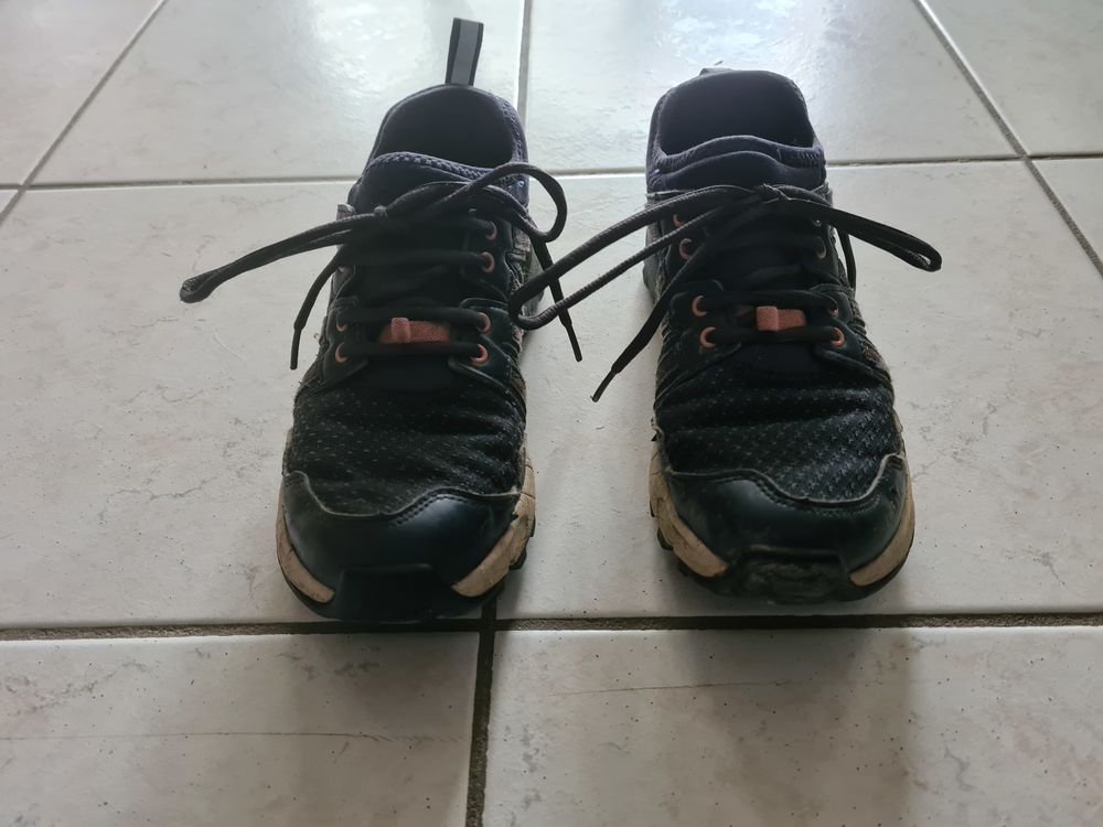 Chaussures de marche Decathlon T37 10 Nantes (44)