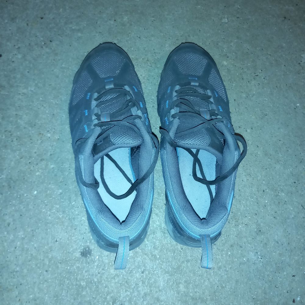 Chaussures de marche homme 25 Grez-sur-Loing (77)