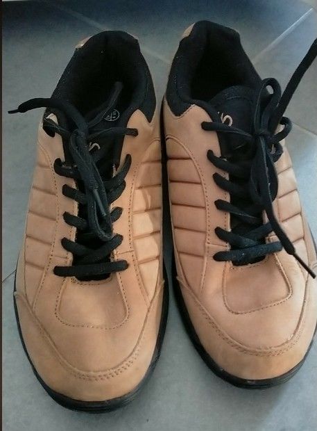 Chaussures de marche 43 12 Chevigny-Saint-Sauveur (21)