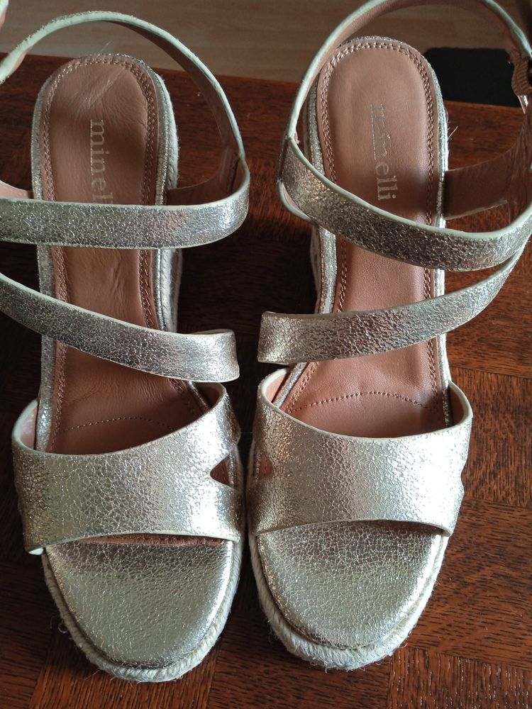 chaussures d'�t� marque Minelli Paris ,taille 39 45 Montargis (45)