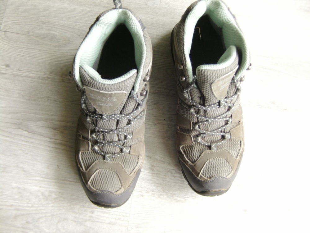Chaussures montantes rando 38 25 Belley (01)