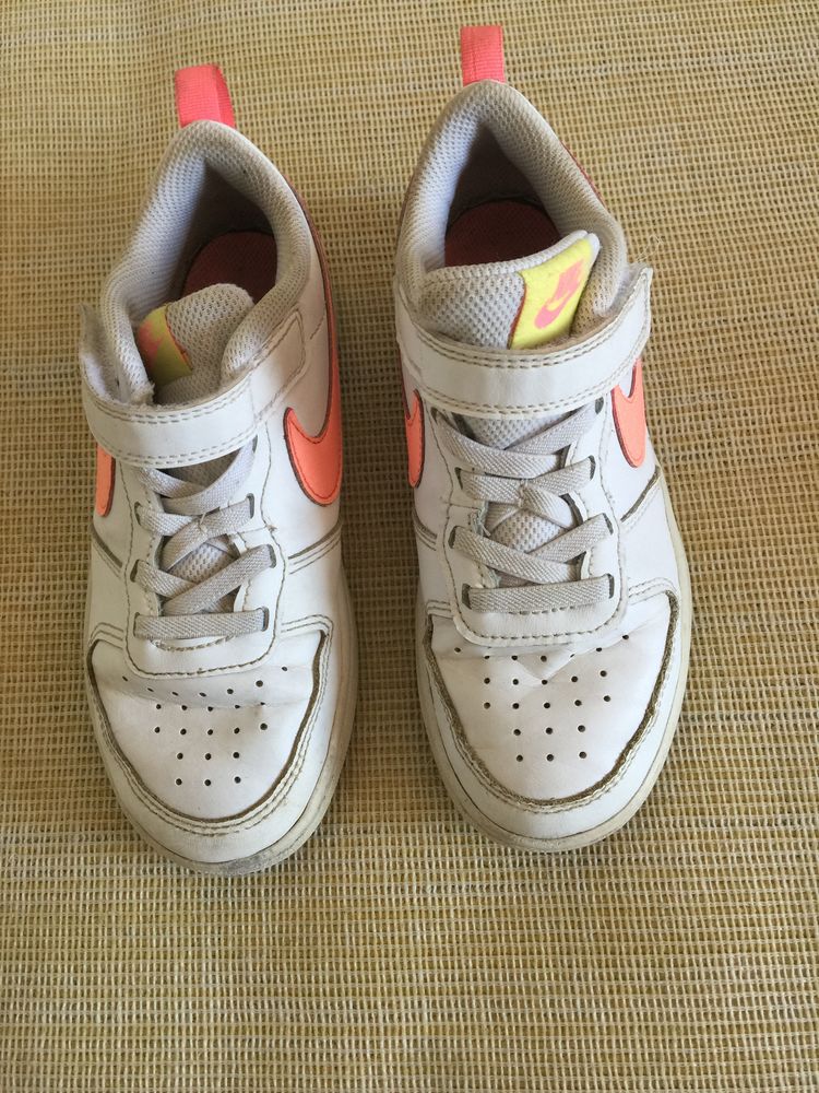 chaussures NIKE FILLE 6 Pont-de-Larn (81)