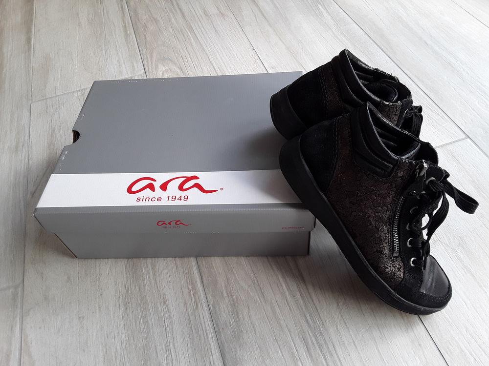 Chaussures noires femme tbe
15 Lannion (22)