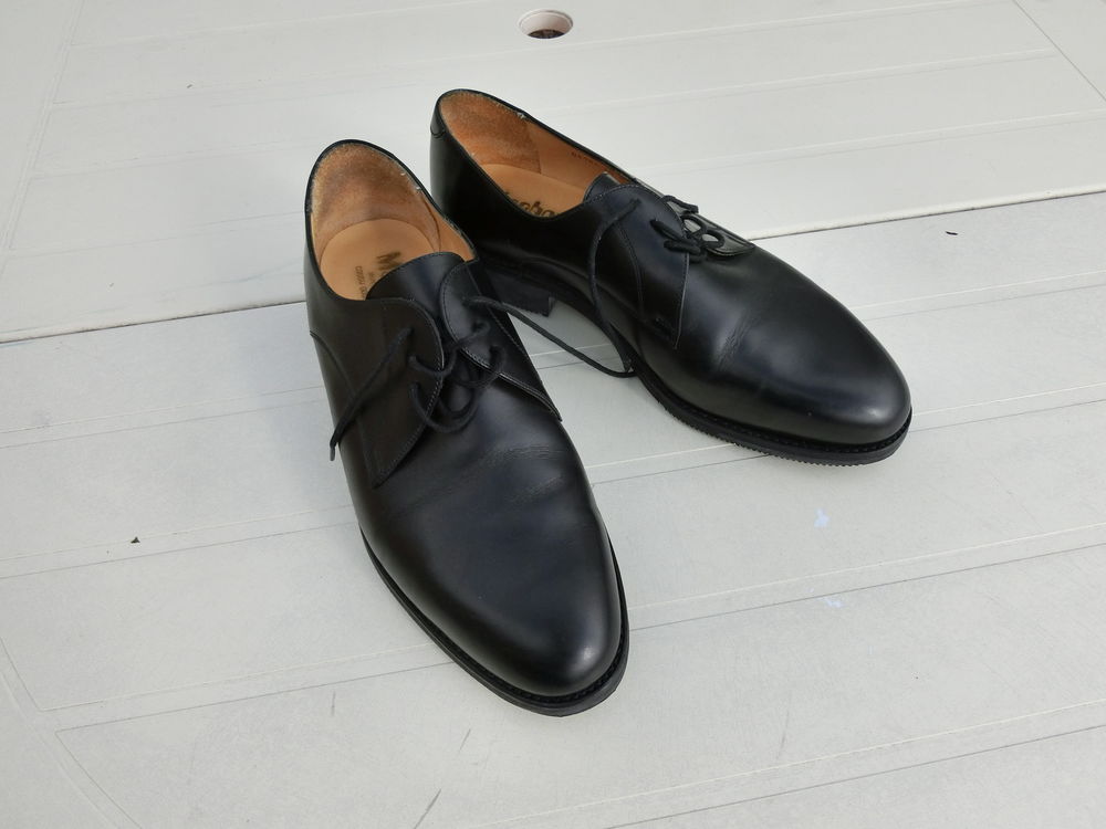 CHAUSSURES NOIRES NEUVES 35 Tarnos (40)