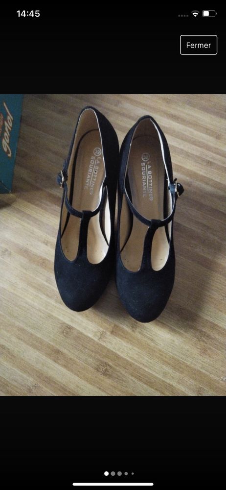 chaussures noires en velours 15 Garges-l�s-Gonesse (95)