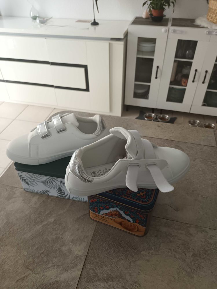 chaussures pour femme 17 Brignoles (83)