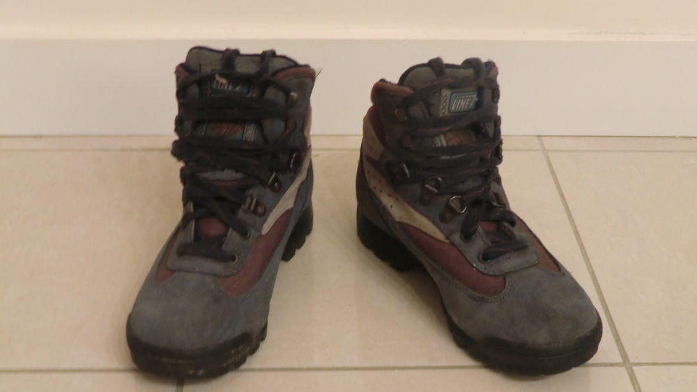 Chaussures de randonn�e femme 60 Paris 19 (75)