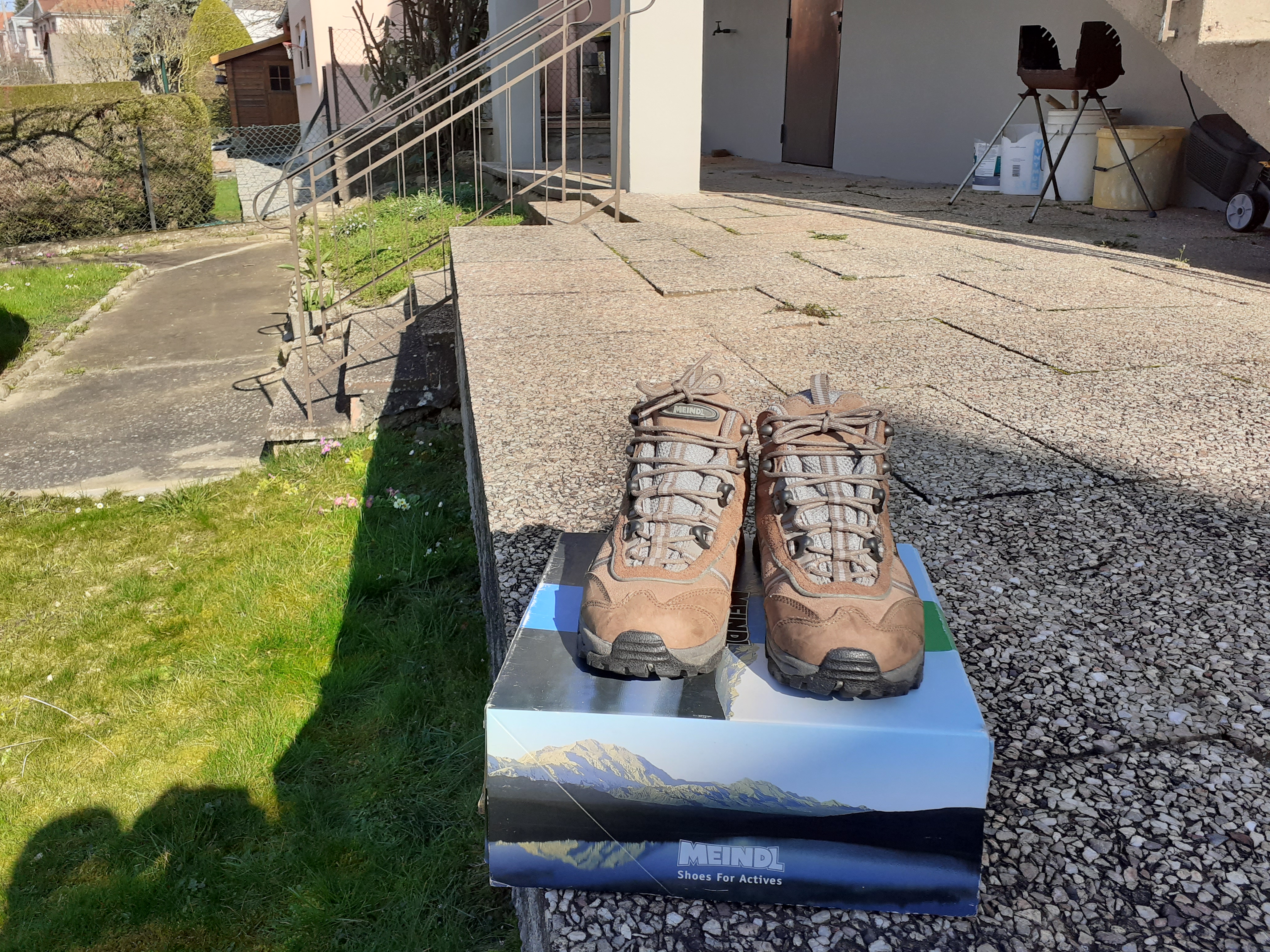 Chaussures de randonn�e femme 80 Sarrebourg (57)