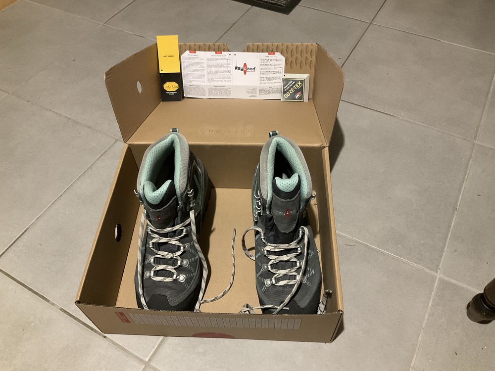 Chaussures de randonn�e femme 80 Avignon (84)