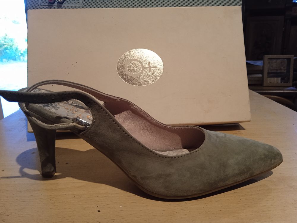 Chaussures Rose Metal Taille 40 0 Saint-Martin-de-Villereglan (11)