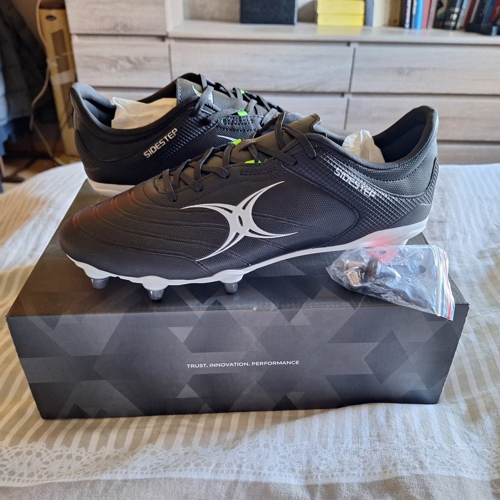 Chaussures de rugby Gilbert Sidestep Noires Neuves 40 Sonnaz (73)