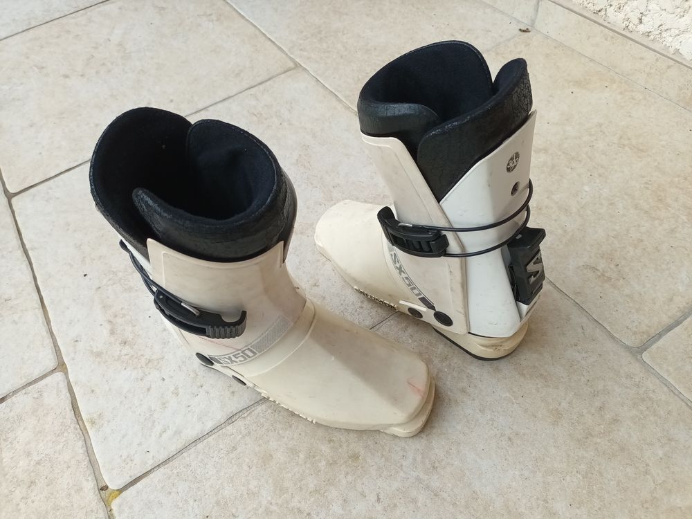 Chaussures de ski Salomon SX50 30 Tremblay-en-France (93)