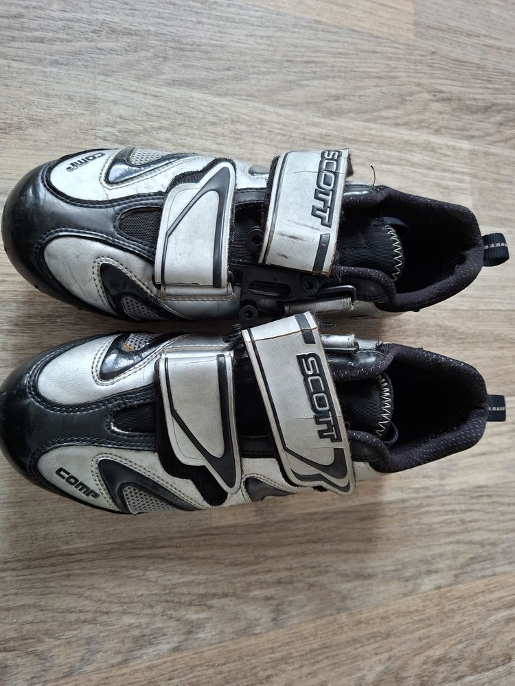 Chaussures VTT SCOTT. T. 40. 15 Brive-la-Gaillarde (19)