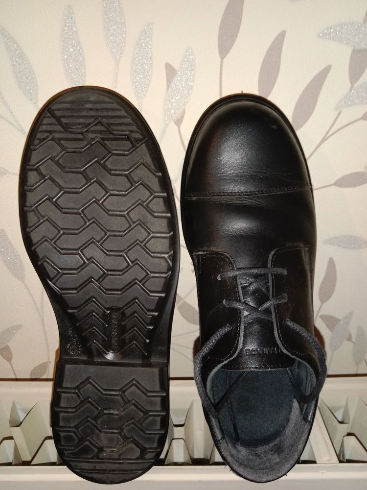 Chaussures de s�curit� basses EDDRA S3 t 43 35 Les Ponts-de-C� (49)