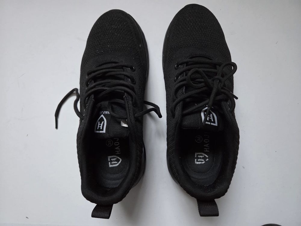 Chaussures de s�curit� Haojia ? Taille 38 ? Tr�s bon �tat 15 Saint-Denis (93)