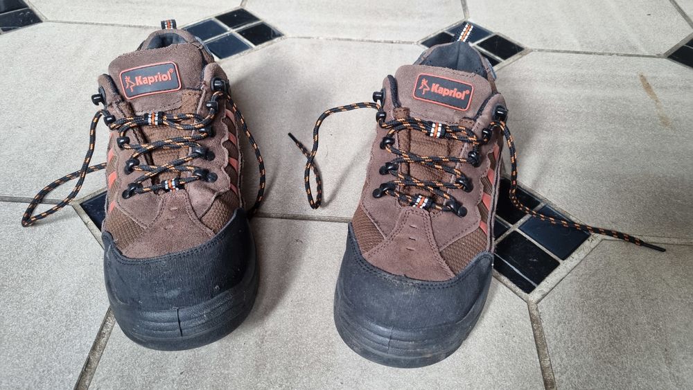 Chaussures de s�curit� taille 41 80 Quingey (25)