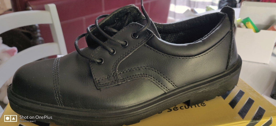 Chaussures de S�curit�. 39 Grenoble (38)