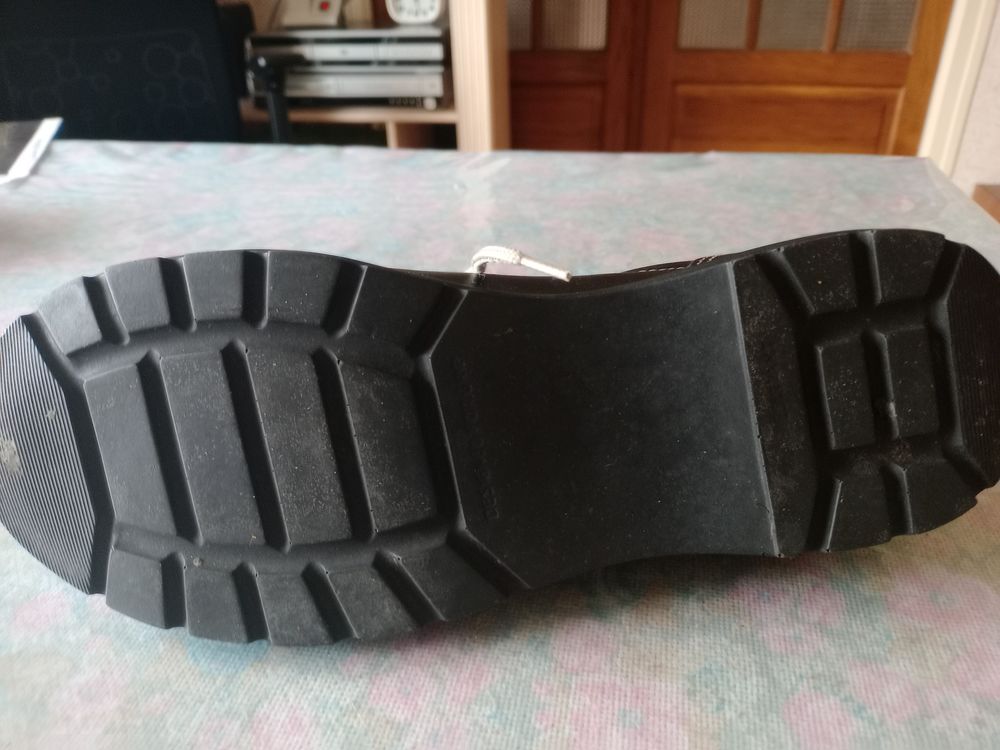 Chaussures de s�curit� 10 Saint-Germain-sur-Ille (35)