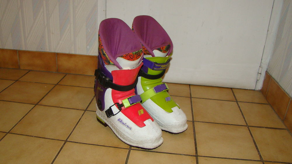 Chaussures snowboard Raichle T. 39  - ann�es 1980 vintage
40 Gargenville (78)