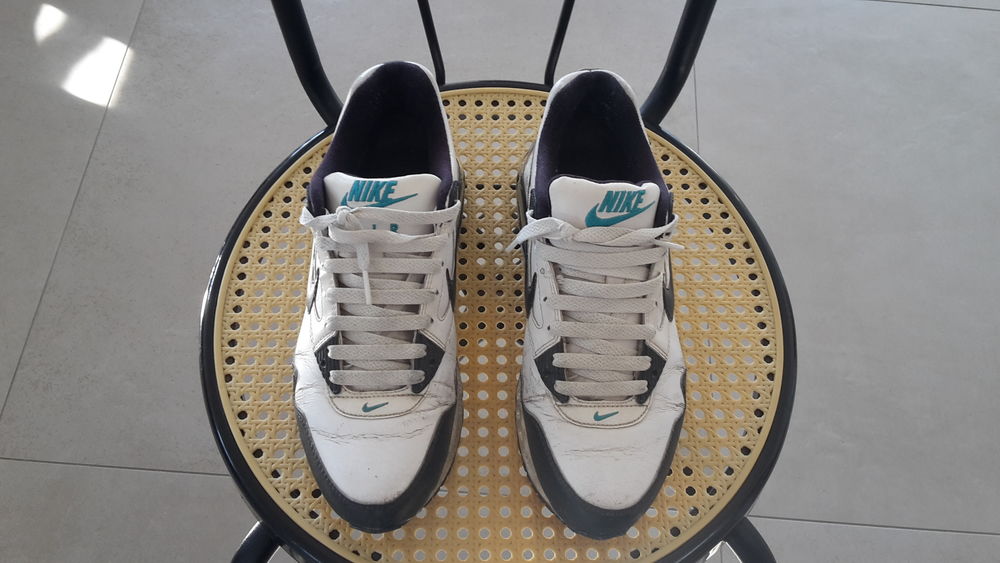 chaussures de sport . 10 Saint-Jean-de-Braye (45)