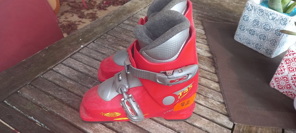 Chaussures de ski taille 32 10 Romans-sur-Is�re (26)