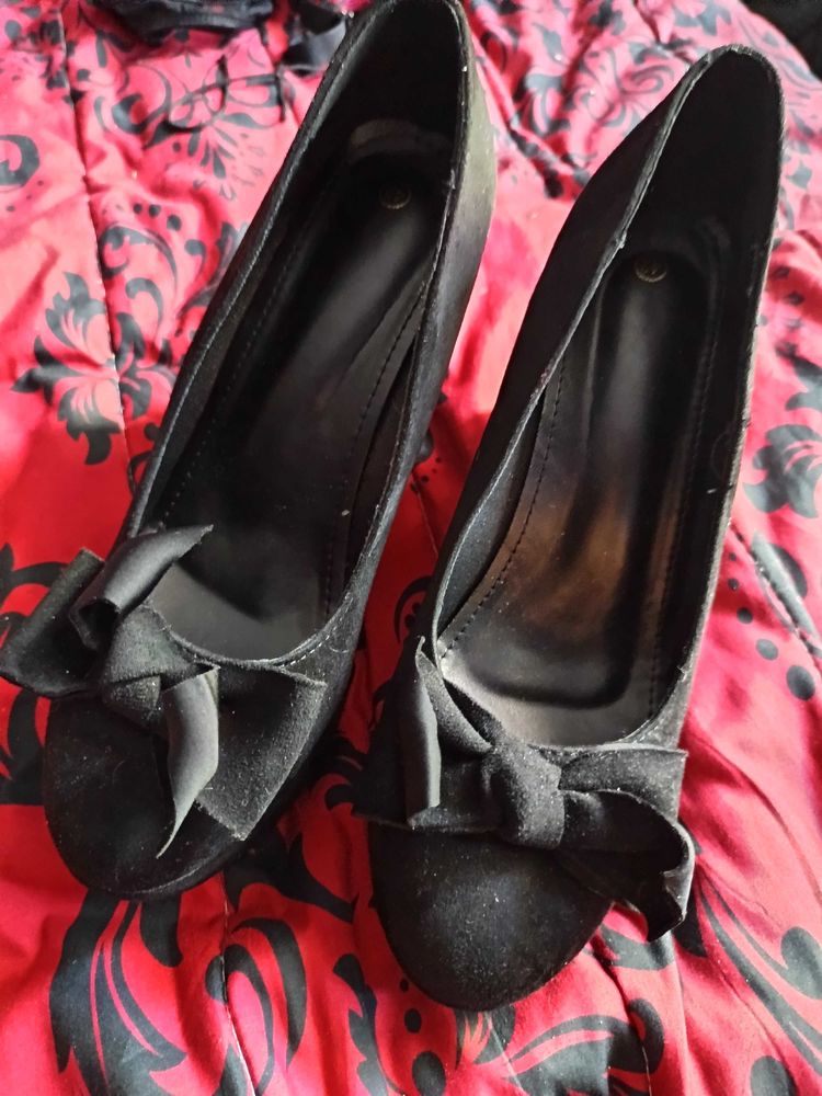 chaussures velours noir 15 Wittenheim (68)