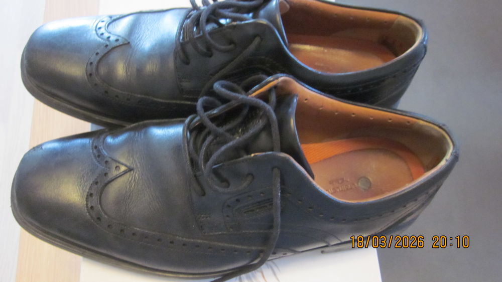 CHAUSSURES  DE VILLE CUIR NOIR P 42 UNSTRUCTURED BY CLARKS 30 Coquelles (62)