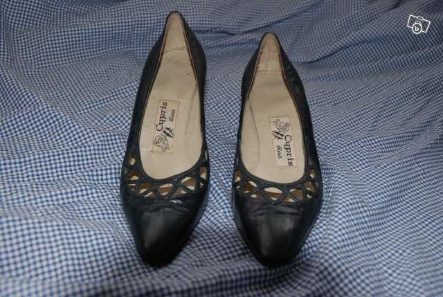 Chaussures vintage ann�es 60 escarpins Cypris bleu fonc� 10 Roquefort-les-Pins (06)