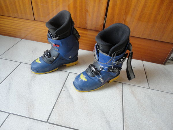 chaussures de ski 20 Montpon-Ménestérol (24)