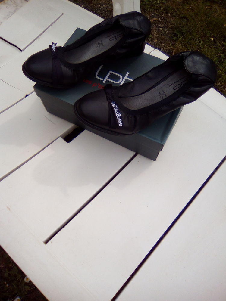 Chaussures 30 Cognat-Lyonne (03)