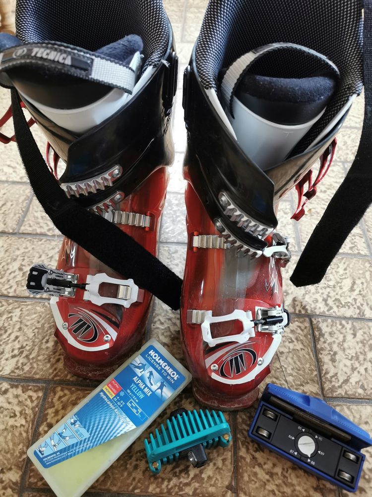 Chaussures de ski 30 Bruyères (88)