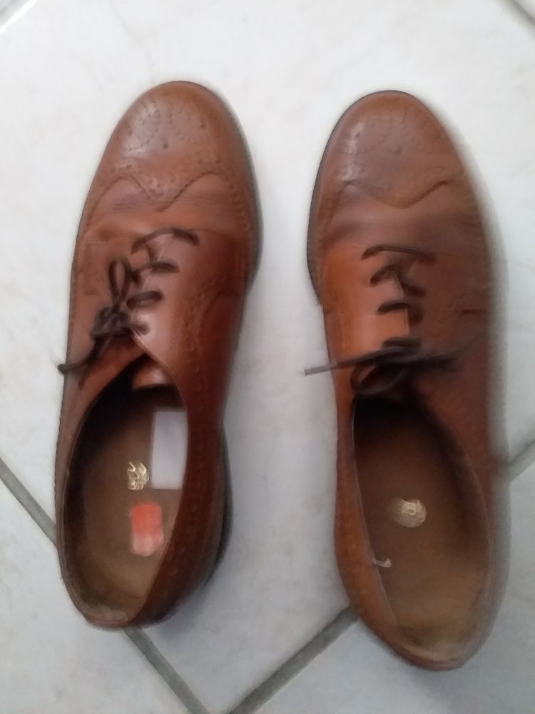 chaussurres homme pointure  42  cause  d�c�s 25 Balma (31)