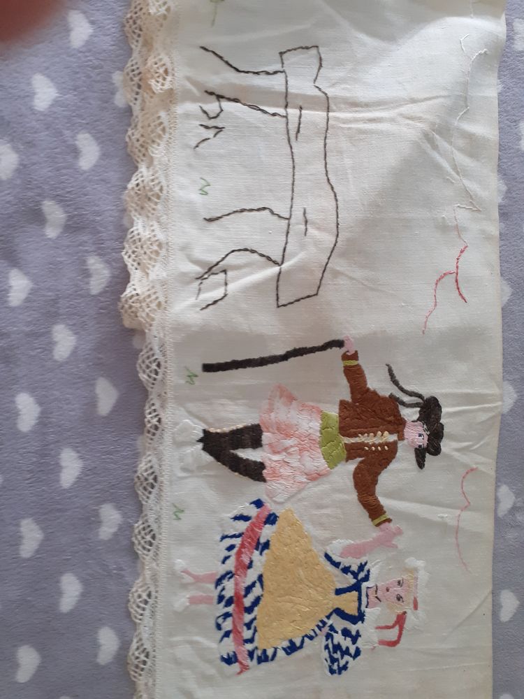 Chemin de chemin�e brod� 10 Hennebont (56)