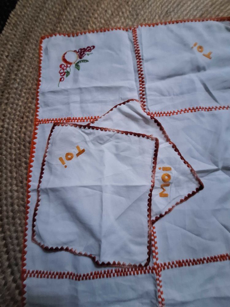 chemin de table shabby ancien 6 Arles (13)