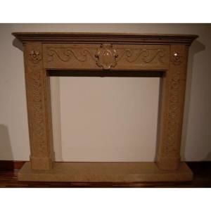 Chemin�e ancienne en marbre 1 Le Luc (83)