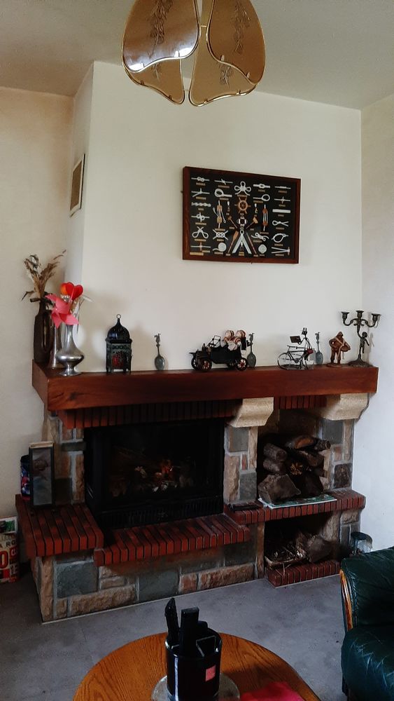 CHEMINEE D'ANGLE AVEC INSERT 150 Parn�-sur-Roc (53)