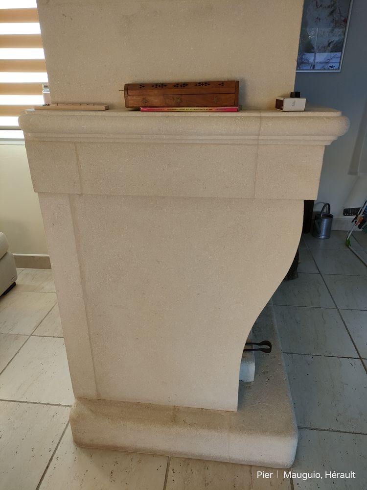 Chemin�e feu de bois 400 Mauguio-Carnon-Plage (34)